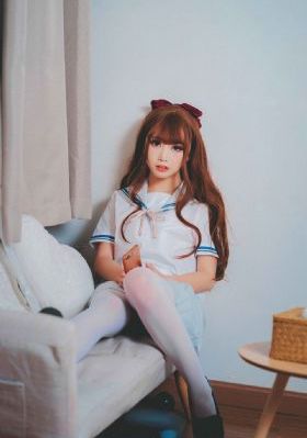 欧美尖头短靴搭配街拍_剧情片在线播放观看